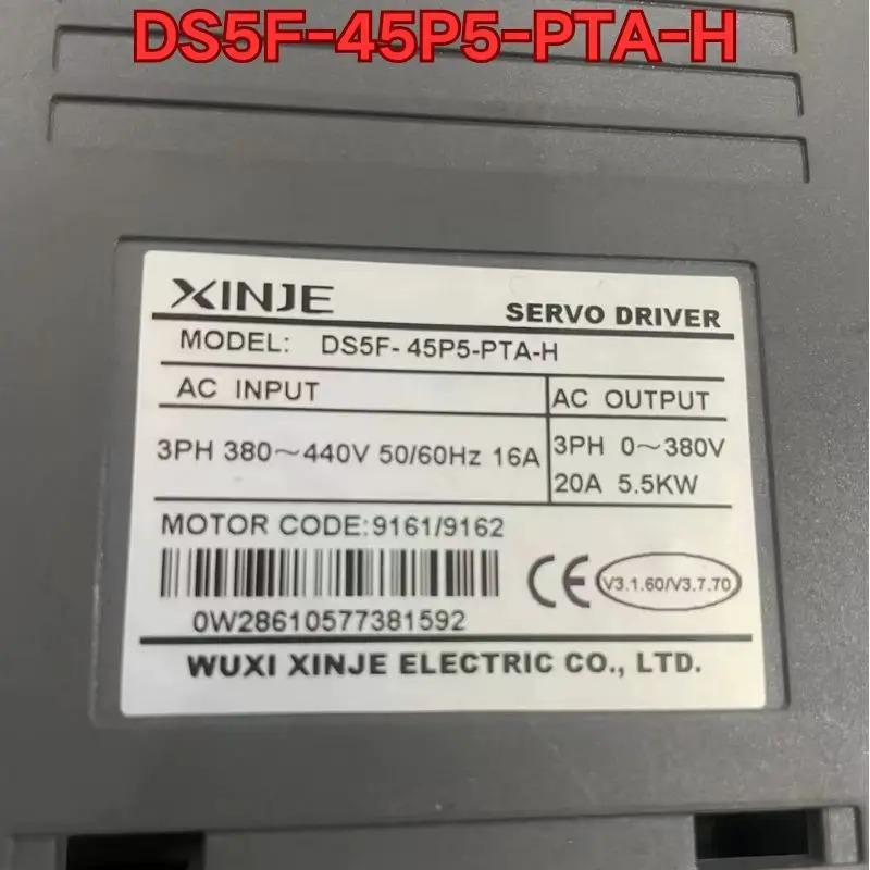 리퍼 Xinjie 서보 드라이브 DS5F-45P5-PTA-H 기계 완료