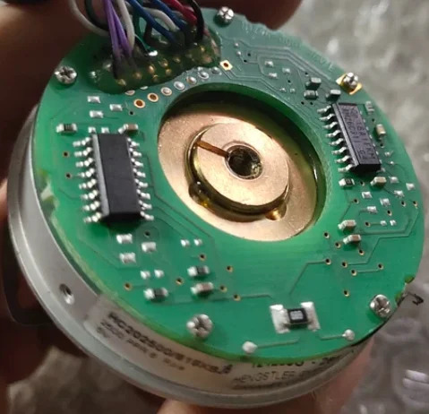 XBJB 리퍼 인코더 테이퍼 7mm 홀 HC202500 819