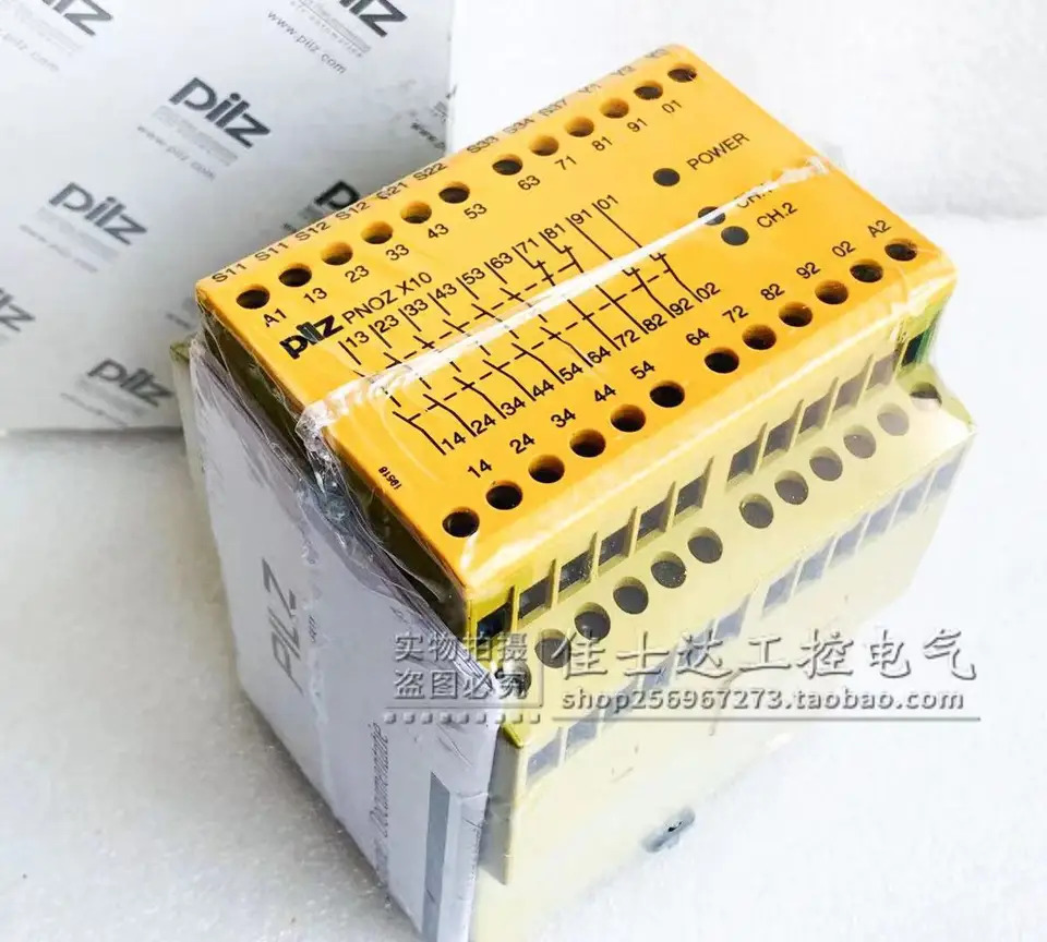 774709 오리지널 Pilz PILZ 안전 릴레이 PNOZ X10 24VDC 포장