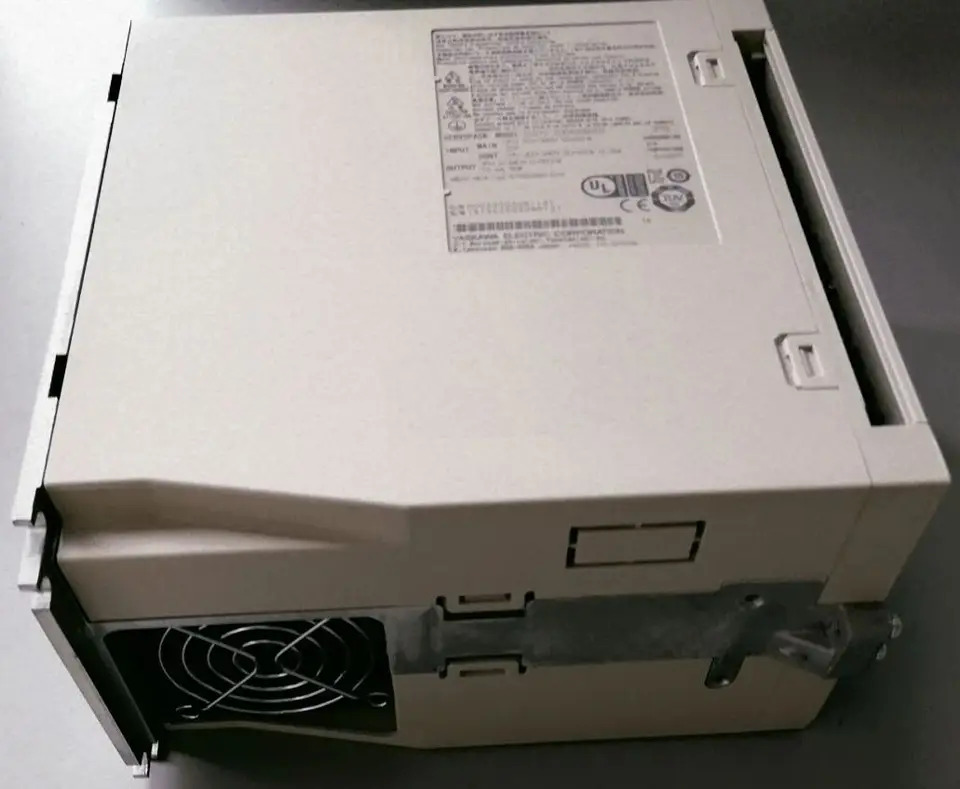 SGD7S-200A00B202 리퍼 서보 드라이브 SGD7S 200A00B202