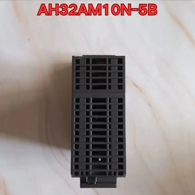 리퍼 PLC 모듈 AH32AM10N-5B 기능 정상