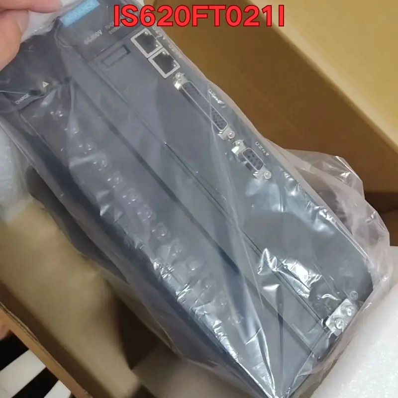 오리지널 서보 드라이브 IS620FT021I 신