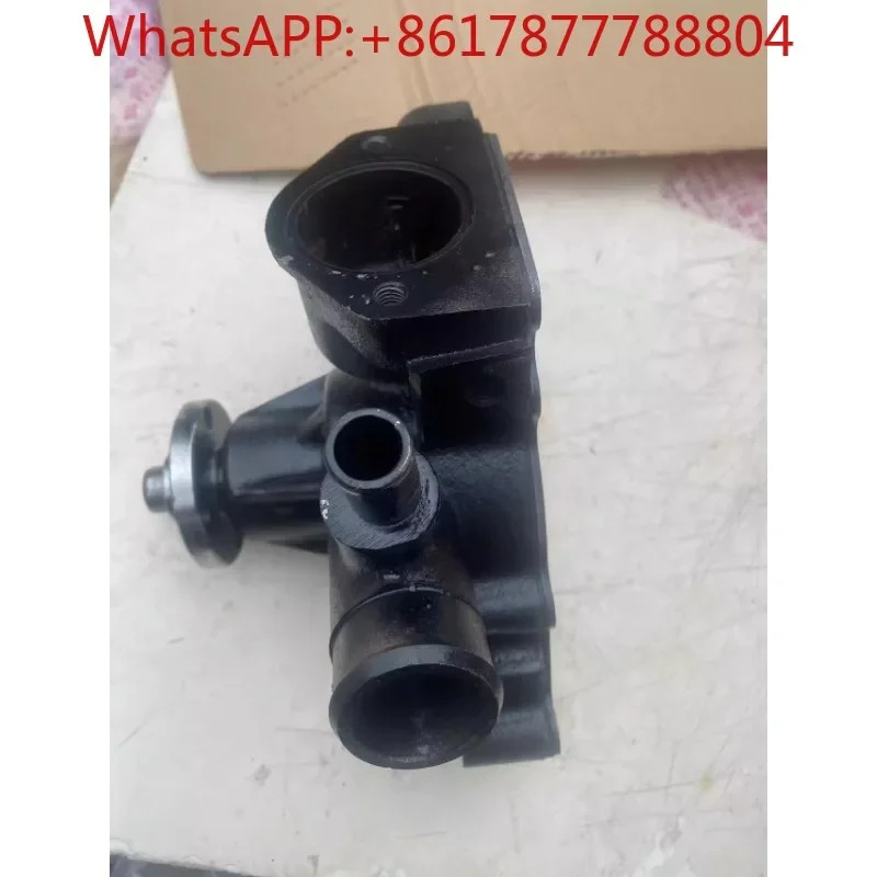엔진 냉각수 펌프 4L68-082000C