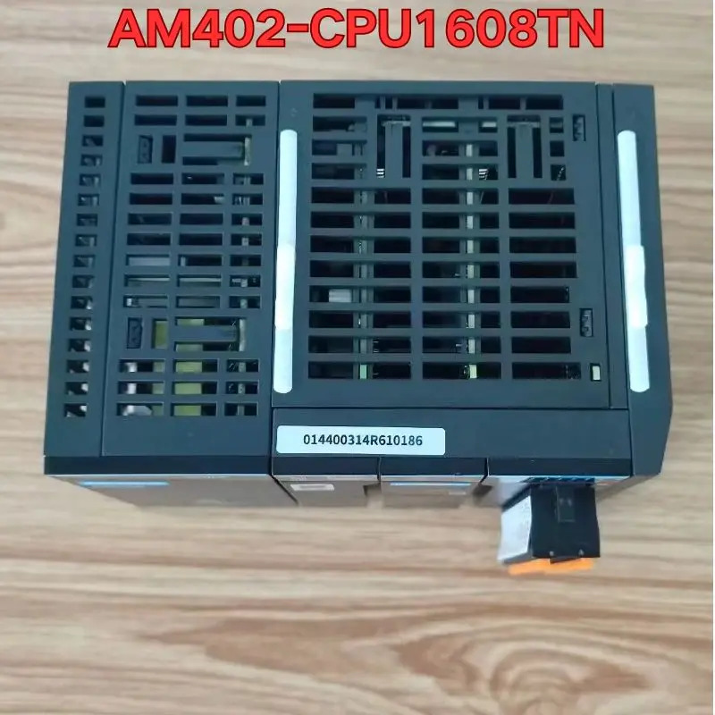리퍼 PLC 제어 모듈 AM402-CPU1608TN 기능 정상
