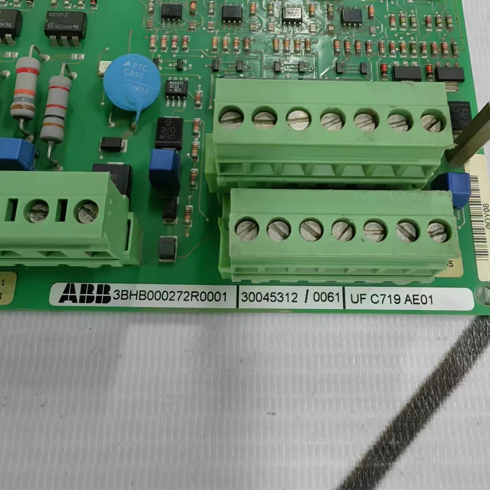 ABB 컨트롤 보드 UF C719 AE01 오리지널 포장 3BHB000272R0001