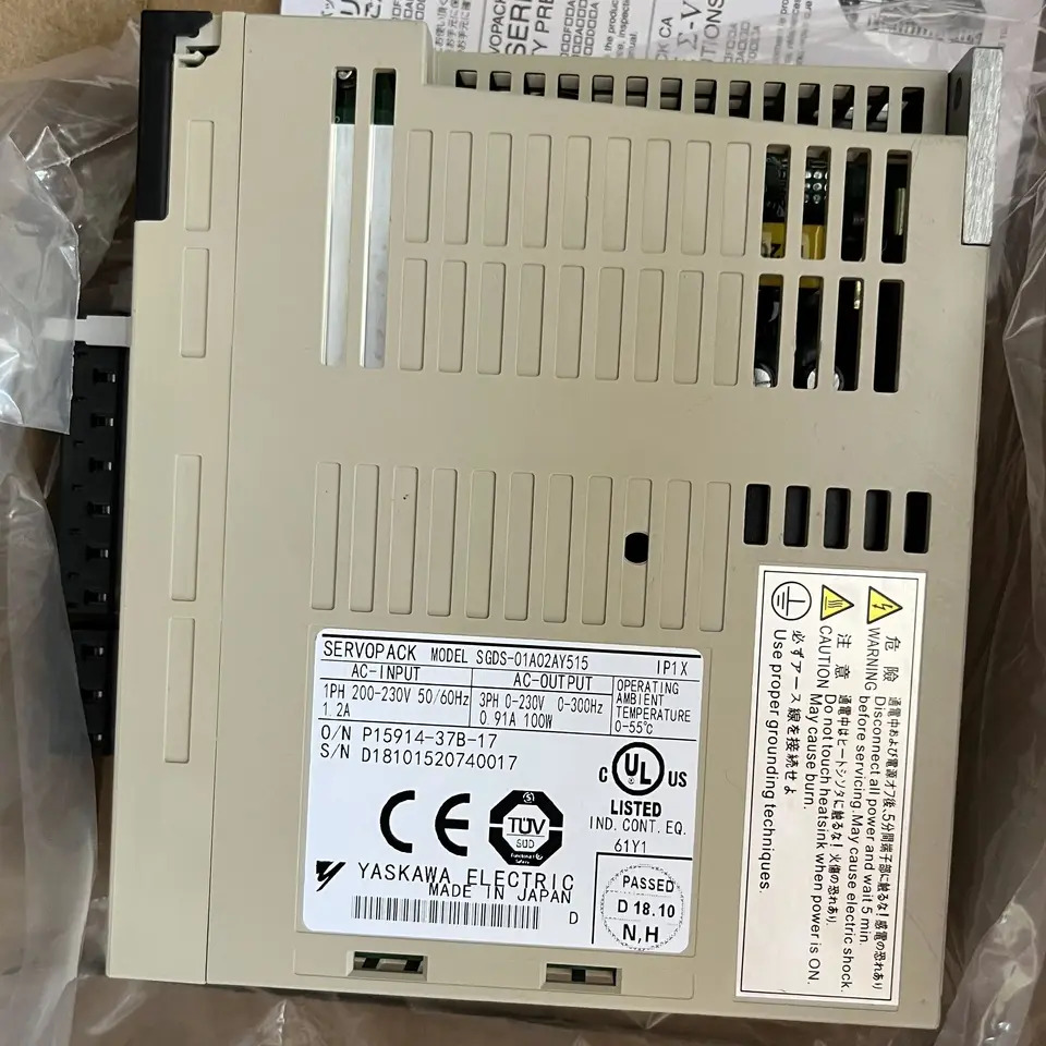 SGDS-01A02AY515 서보 드라이브 SGDS 01A02AY515 신