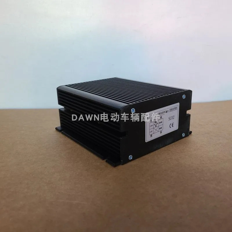 HXDC-C7224W400X5PBZ 전기 자동차 트럭 절연 변환기 HXDC-C4812W300X5PBZ