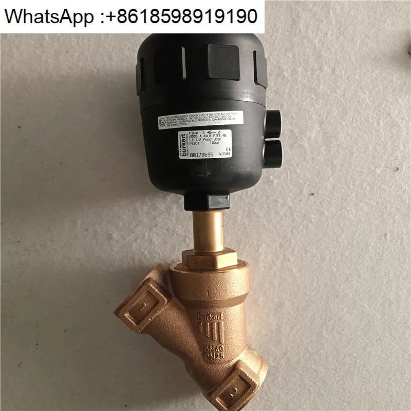 Burkert 앵글 시트 밸브 2000A40.0 PTFE G1 1/2Pmed 9bar 00178695