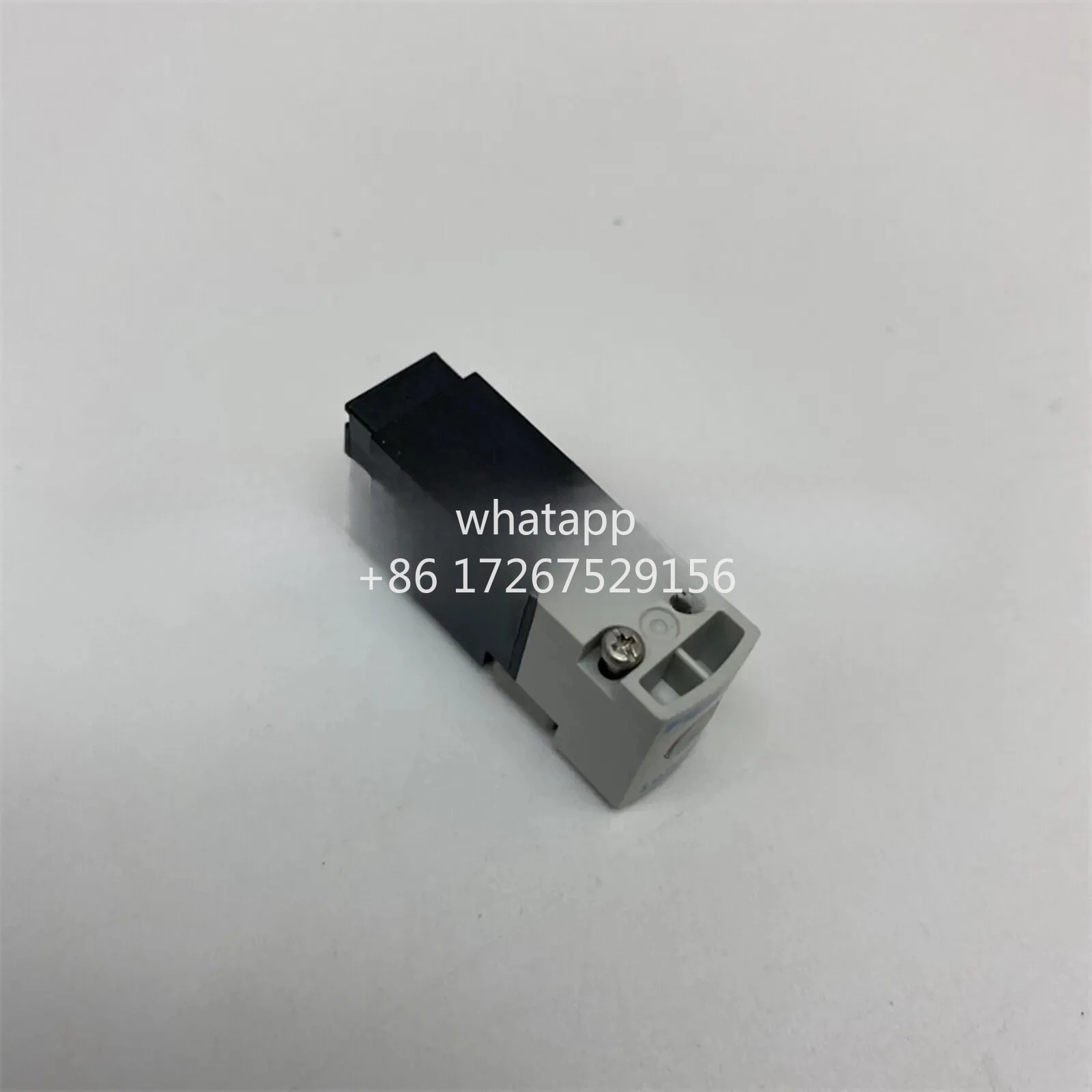 새 솔레노이드 밸브 MHA1-M1H-2/2G-0.9-HC 197038