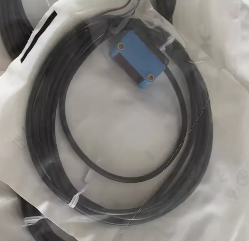 B6-N1211 I350-T2V2 I35 E2B-M18KS05-M1-B2-51 QX40-S1 G7J-4A HF200w-DD