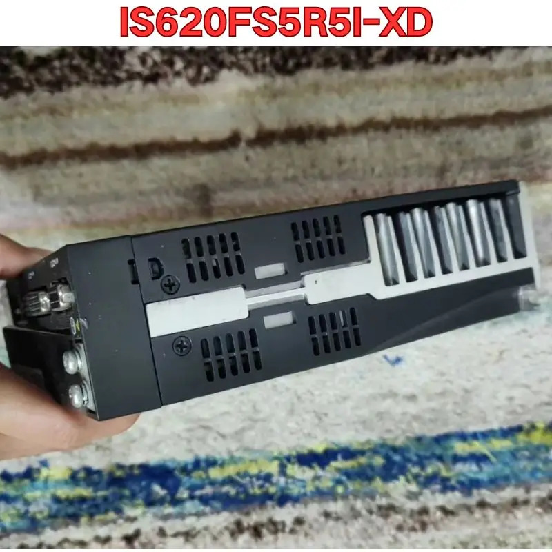 리퍼 IS620FS5R5I-XD 서보 드라이브작동 상태