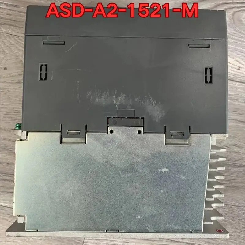 리퍼 ASD-A2-1521-M 서보 드라이브작동 상태