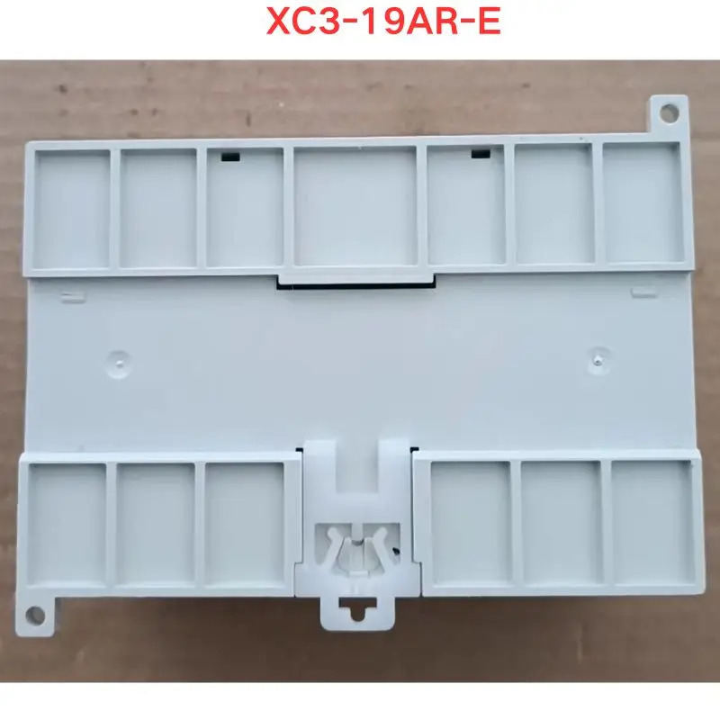 오리지널 XC3-19AR-E plc 신