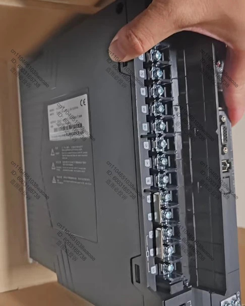 SV630NT026I 서보 드라이브 7.5KW 고전력 3상 380-440V 전압