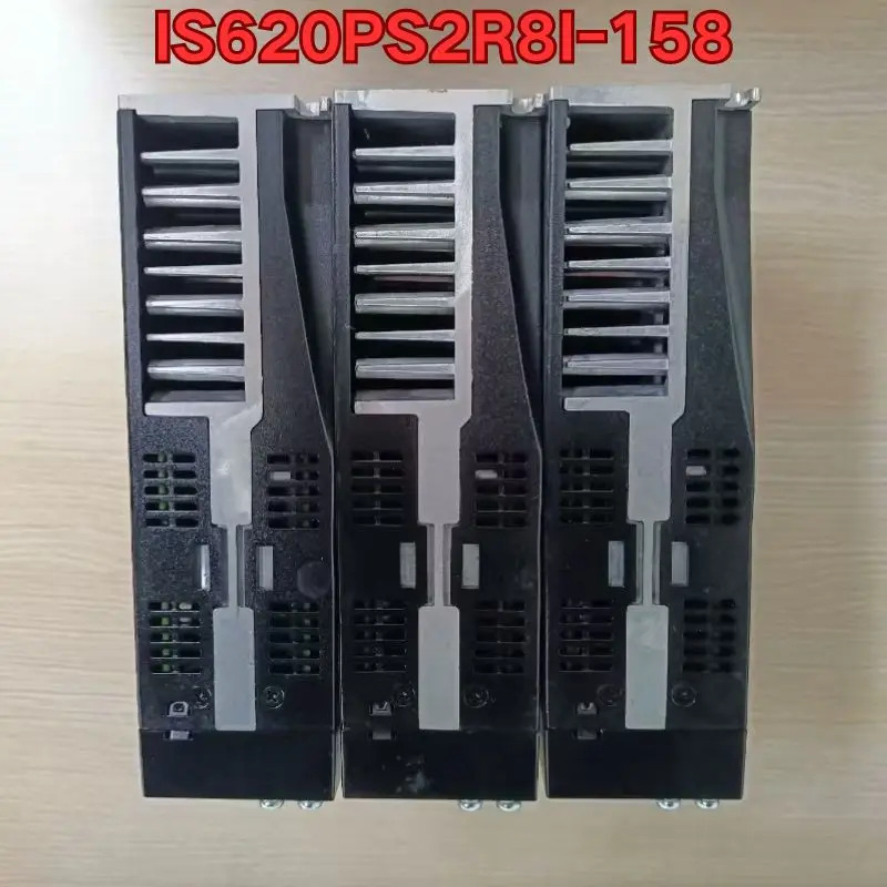 리퍼 IS620PS2R8I-158 서보 드라이브작동 상태