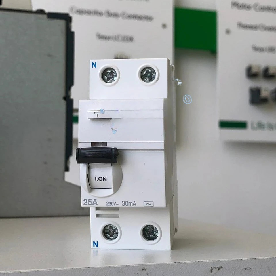 전기 잔류 전류 작동 스위치 IID 2P 80A 30mA AC A9R52280