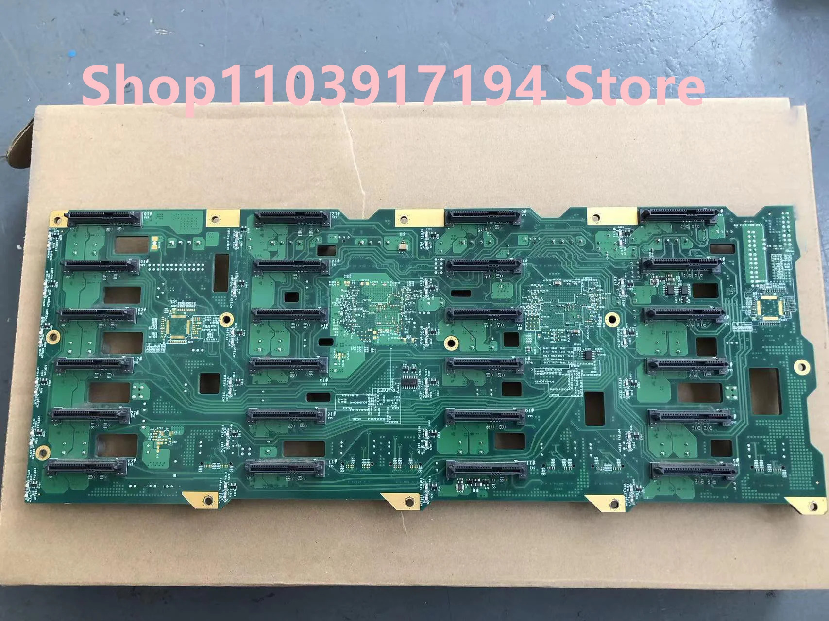 Supermicro BPN-SAS2-846EL1 24 위치 하드 백플레인