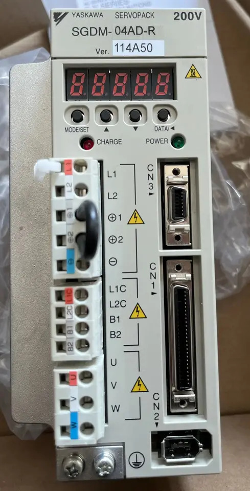 SGDM-04AD-R 서보 드라이브 SGDM 04AD R