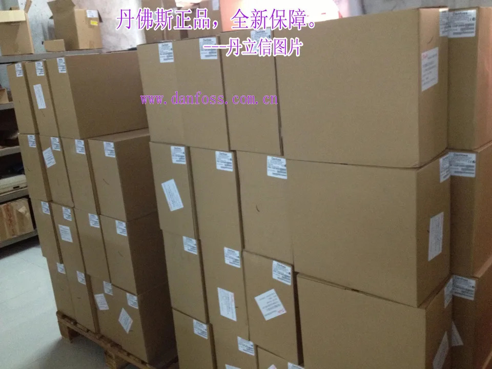 FC-051PK75S2E20H3XXCXXXSXXX 주파수 변환기 132F0003