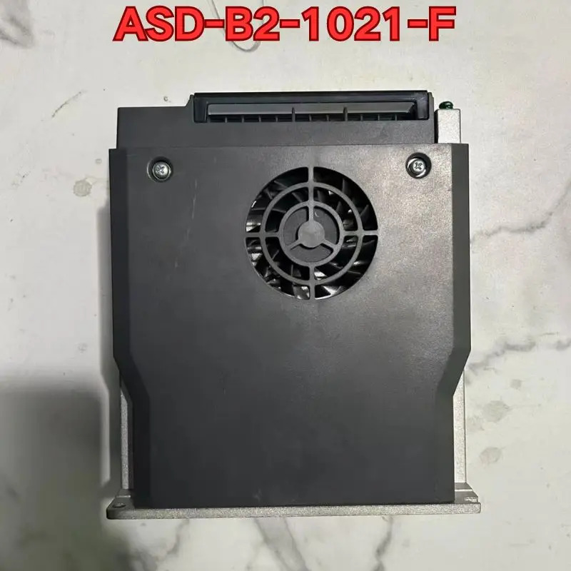 리퍼 ASD-B2-1021-F 서보 드라이브작동 상태