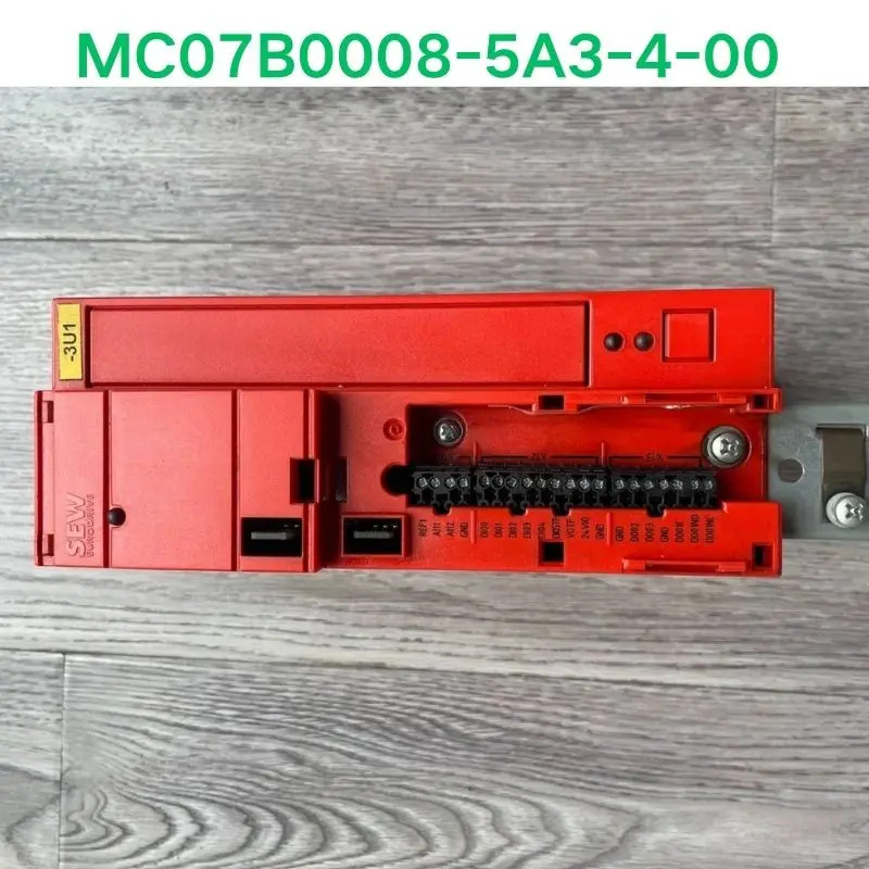 리퍼 OK MC07B0008-5A3-4-00 주파수 변환기