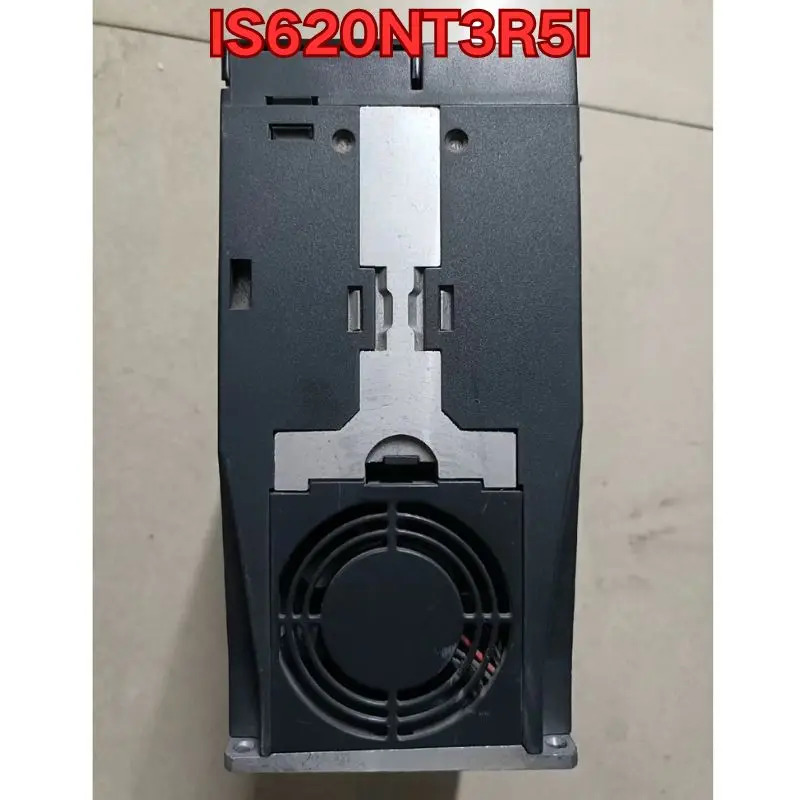 리퍼 서보 드라이브 우수작동 상태 IS620NT3R5I