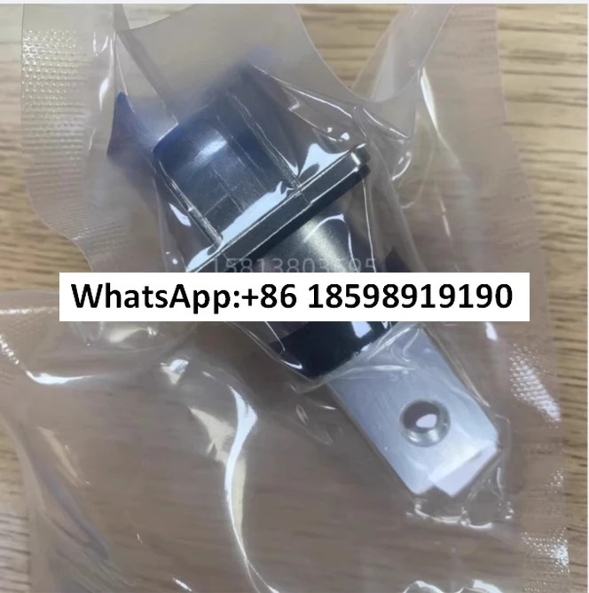 W-301/300-10M8 커넥터 소켓 고전압