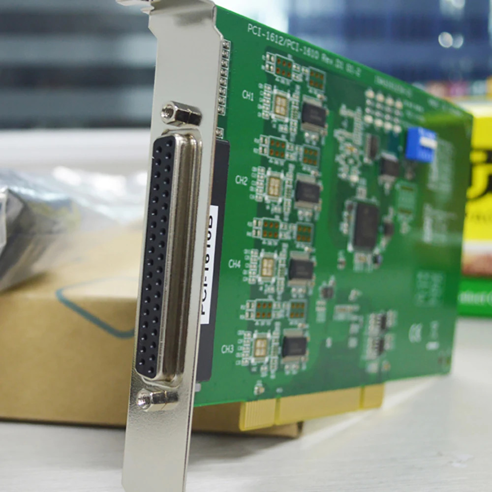 Advantech PCI-1610BDB9 케이블 절연 통신 카드 캡처 카드가 포함된 4포트 RS232