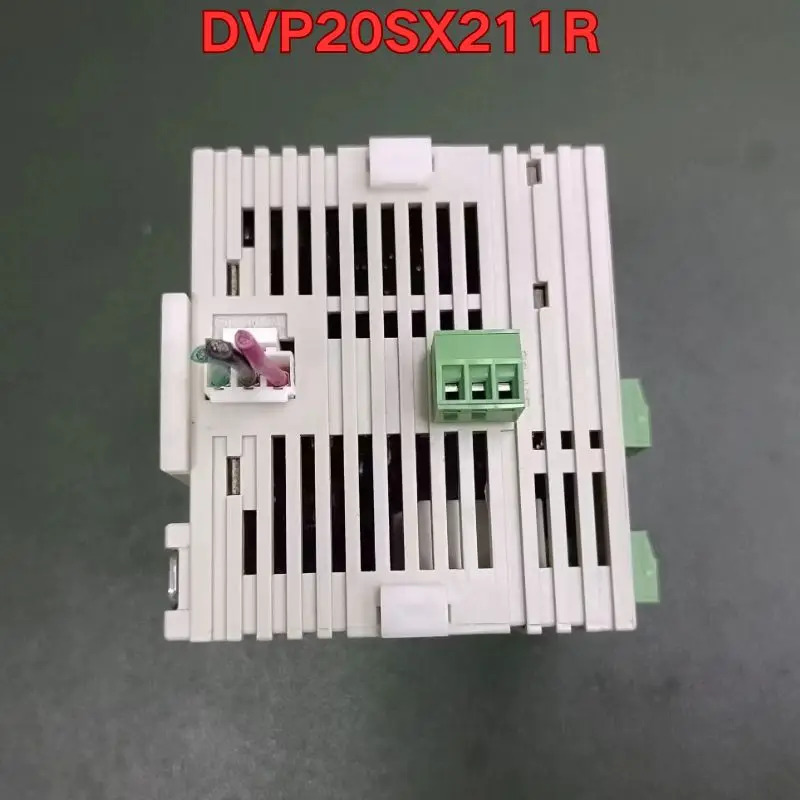 리퍼 PLC 모듈 기능 DVP20SX211R 정상