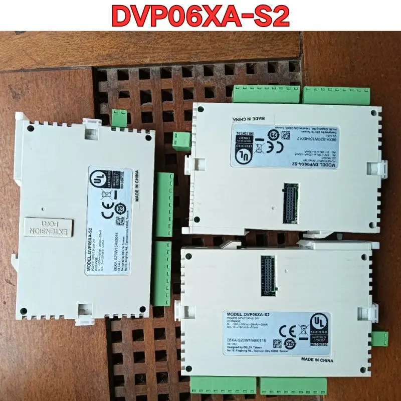 리퍼 PLC 모듈 DVP06XA-S2 기능 정상