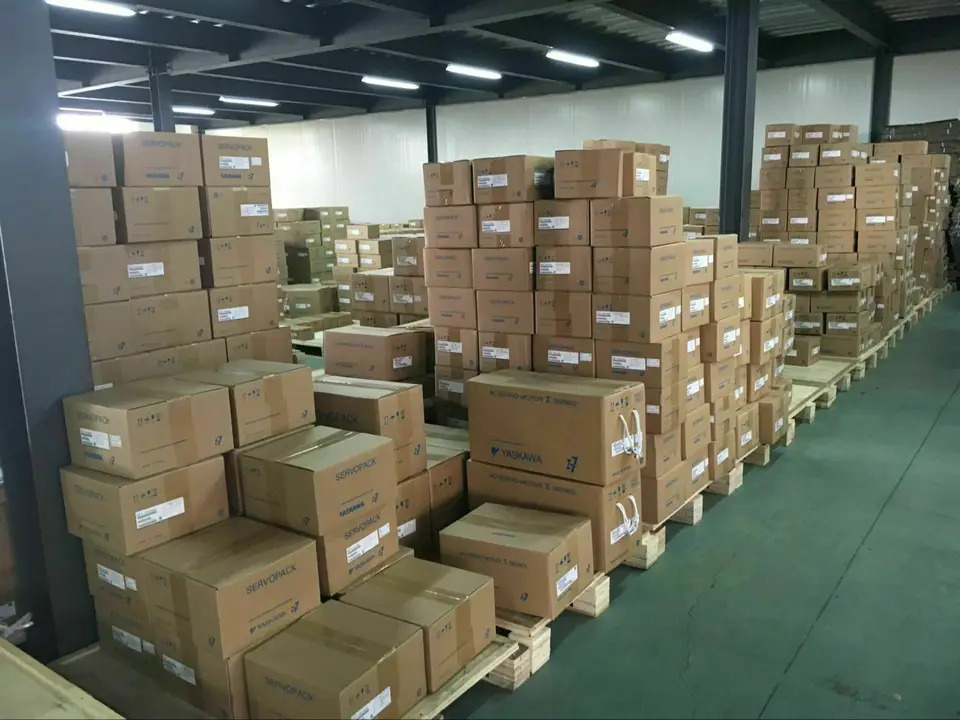 YASKAWA SGDV-1R6A15A 서보 드라이브 SGDV1R6A15A 신형 1PC