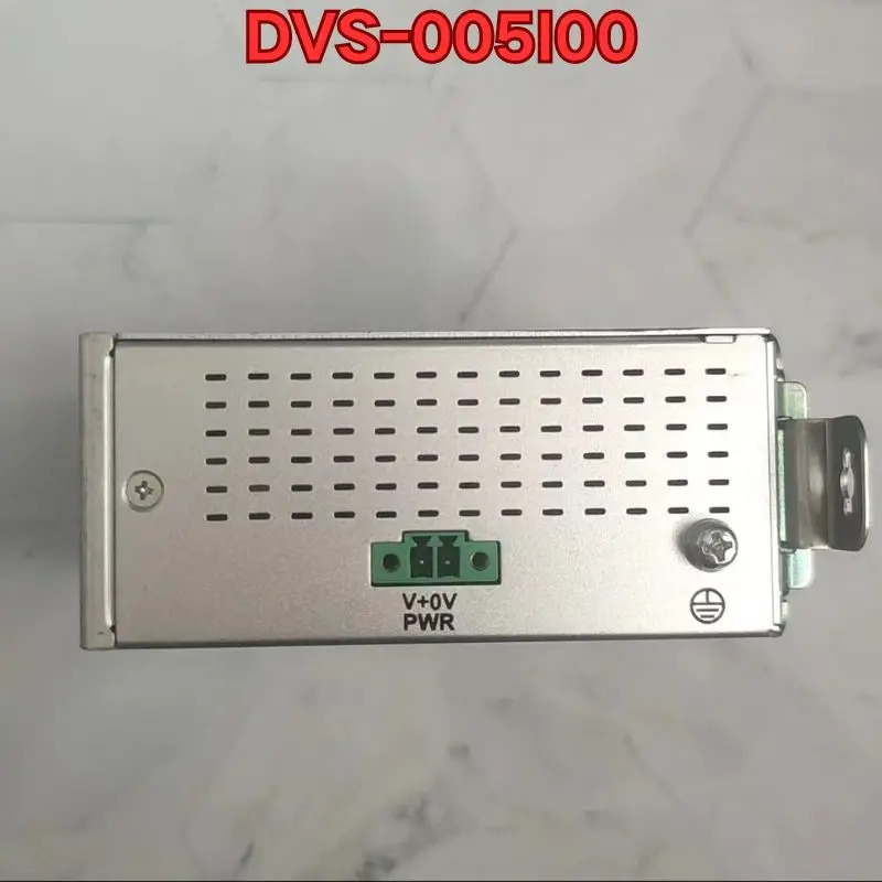 리퍼 네트워크 스위치 DVS-005I00 기능 정상