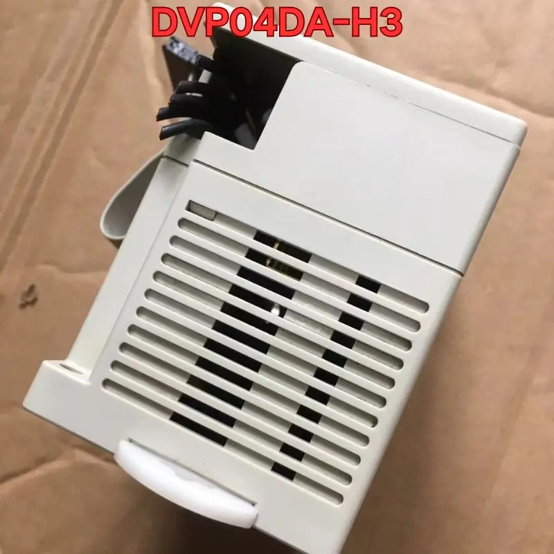 리퍼 PLC 모듈 DVP04DA-H3 기능 정상