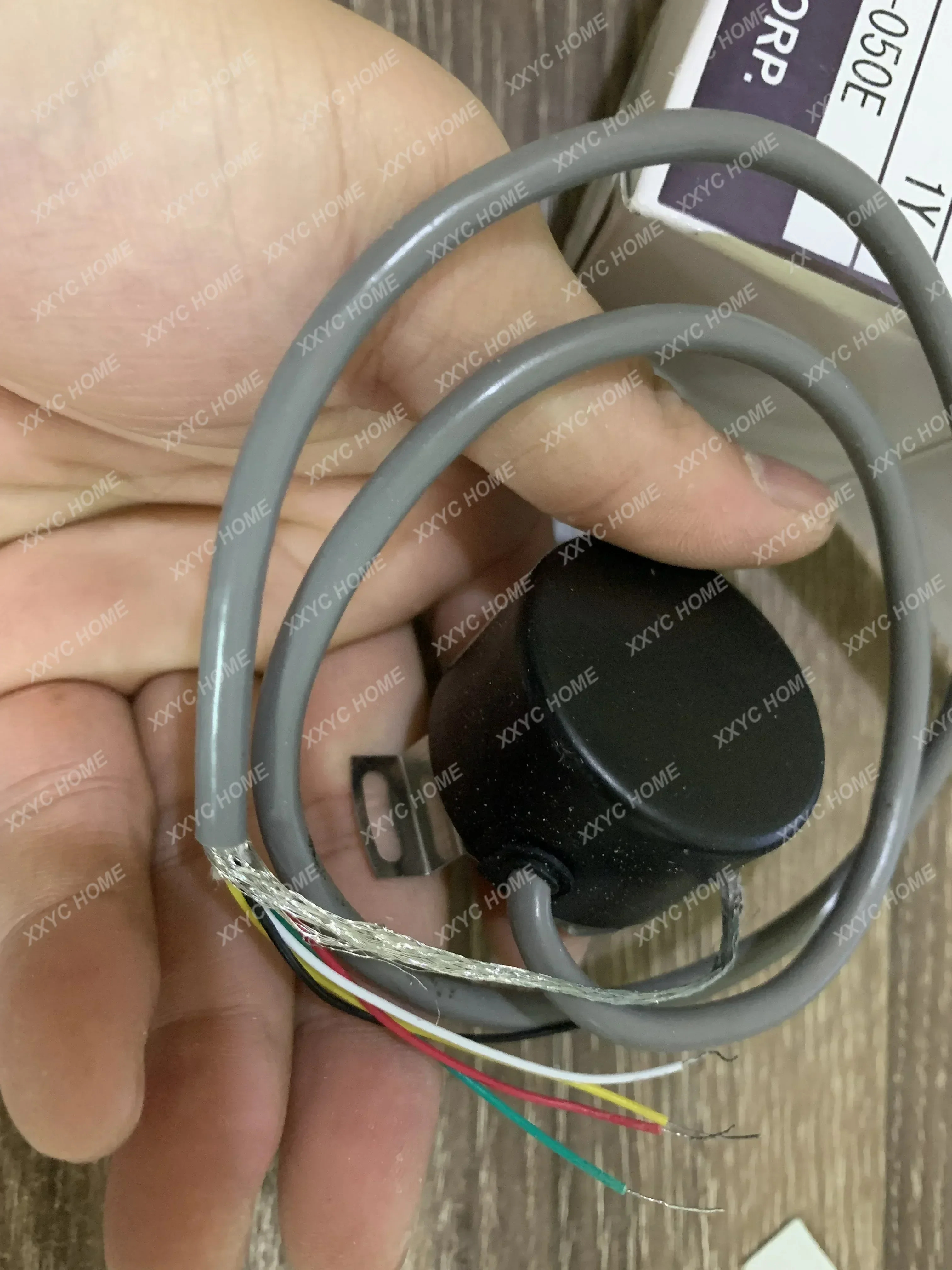 제어 내 NE MI CON x 인코더 펄스 성능 안정성 HES-1024-2MHT 1024 10.8-26.4V