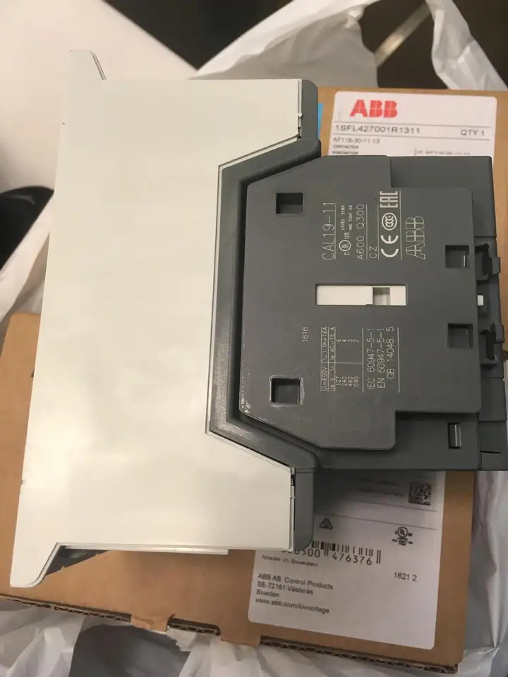 오리지널 ABB 접촉기 AF116-30-22-13 DC AC 공유 100-250V 신
