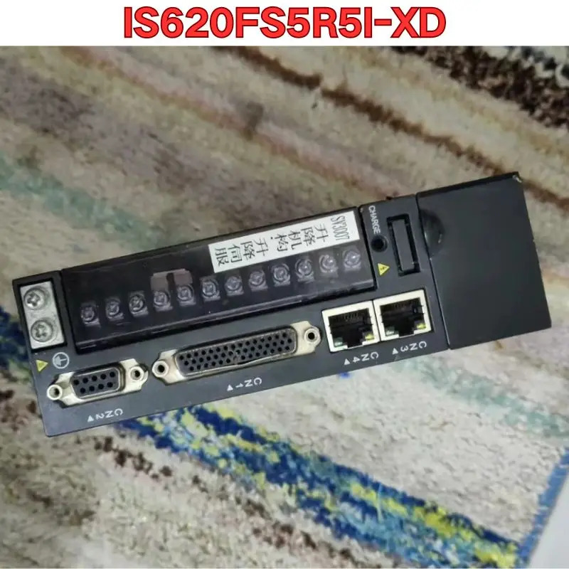 리퍼 IS620FS5R5I-XD 서보 드라이브작동 상태