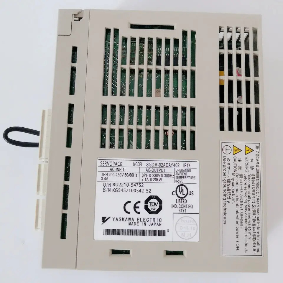 SGDM-02ADAY402 서보 드라이브 SGDM 02ADAY402 신