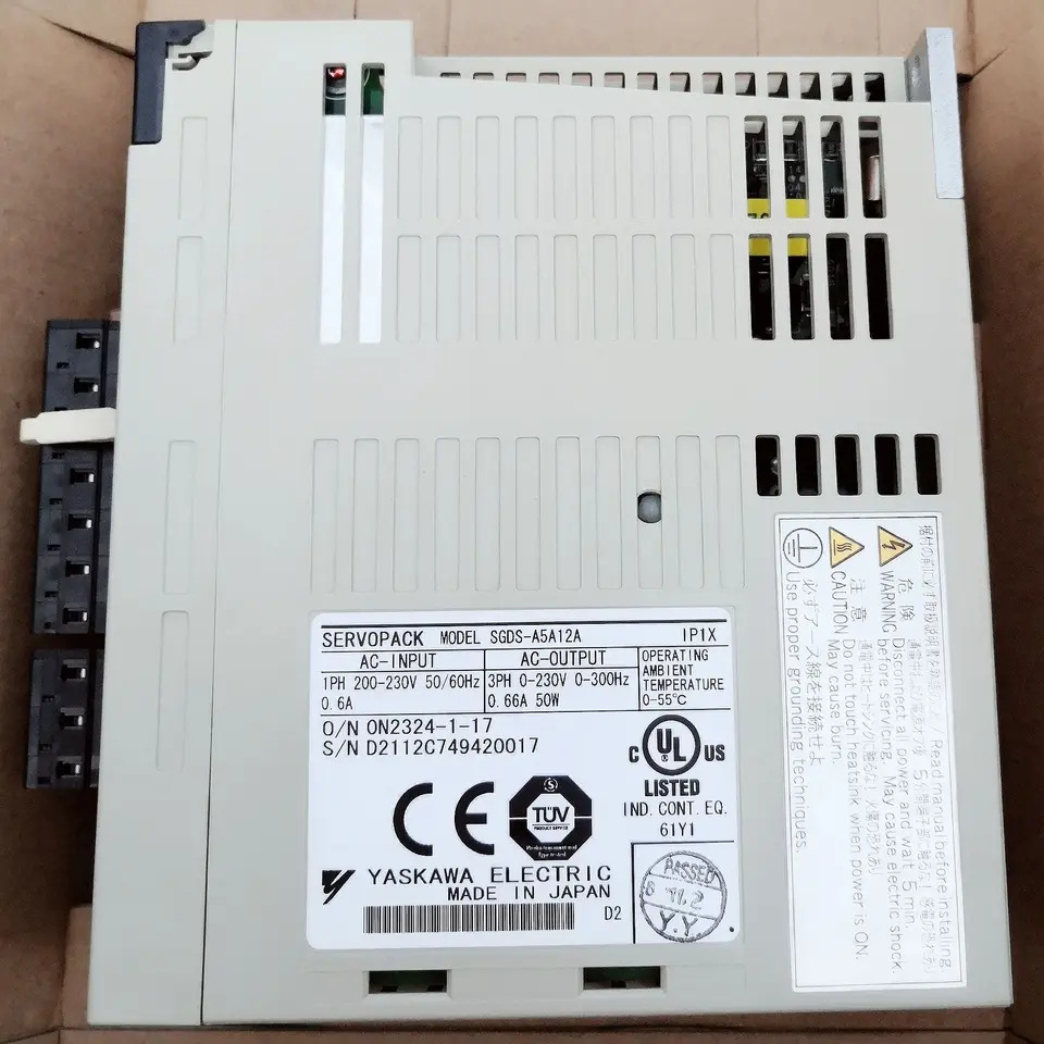 SGDS-A5A12A 서보 드라이브 SGDS A5A12A 신