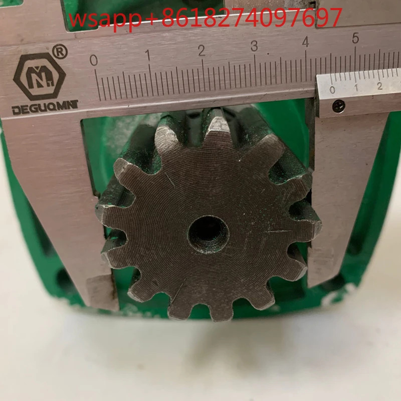대만 스타일 감속기 모터 엔드 빔 작동 소프트 스타트 크레0.37KW 3 1 1.1KW