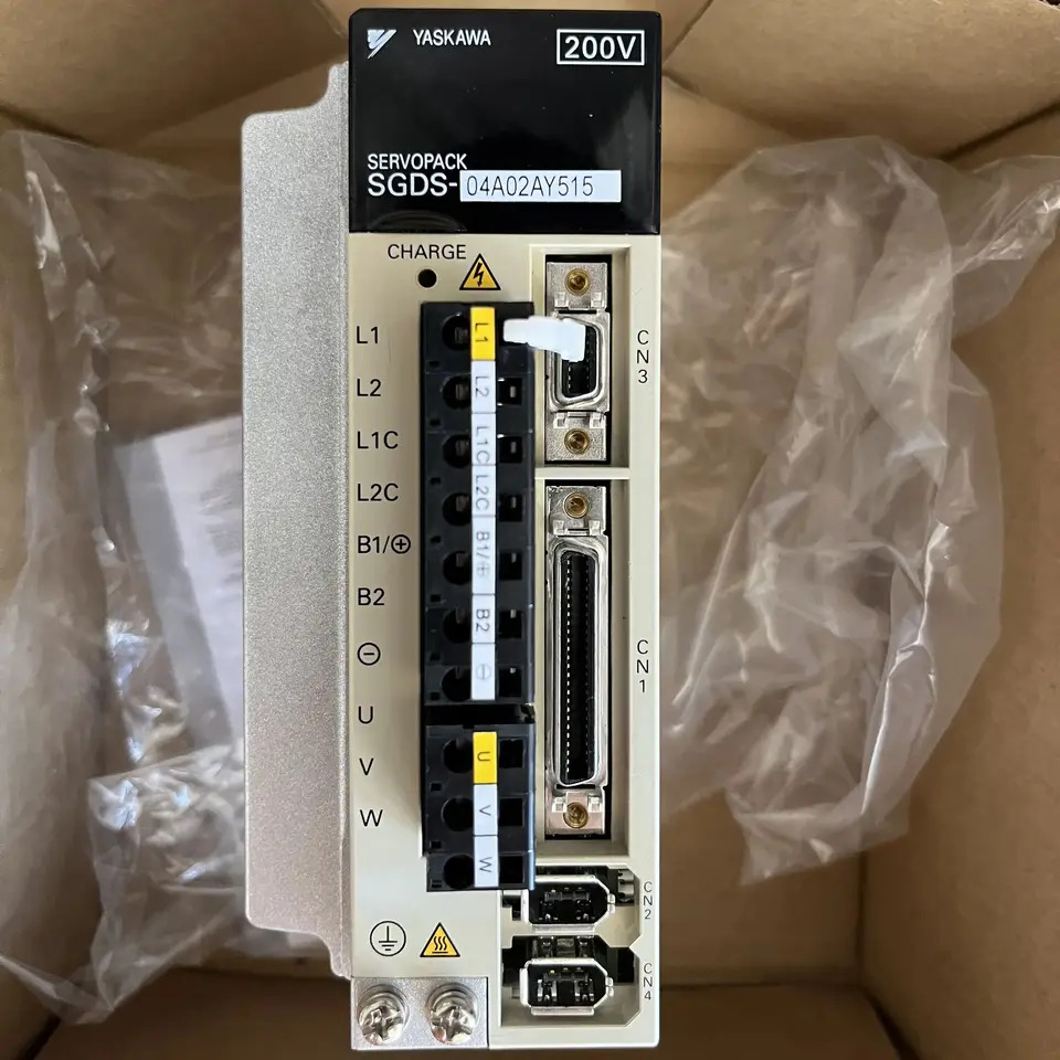 SGDS-04A02AY515 서보 드라이브 SGDS 04A02AY515 신