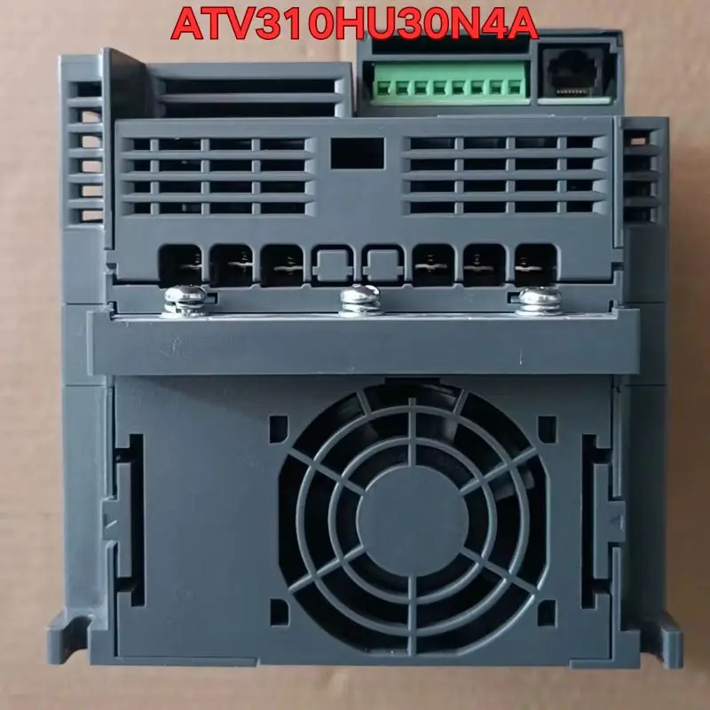리퍼 기능 ATV310HU30N4A 3KW 정상