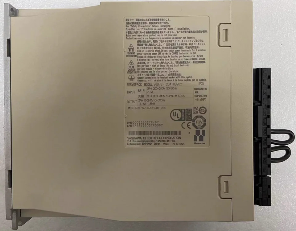 리퍼 서보 드라이브 SGD7S-120A10B202 SGD7S 120A10B202