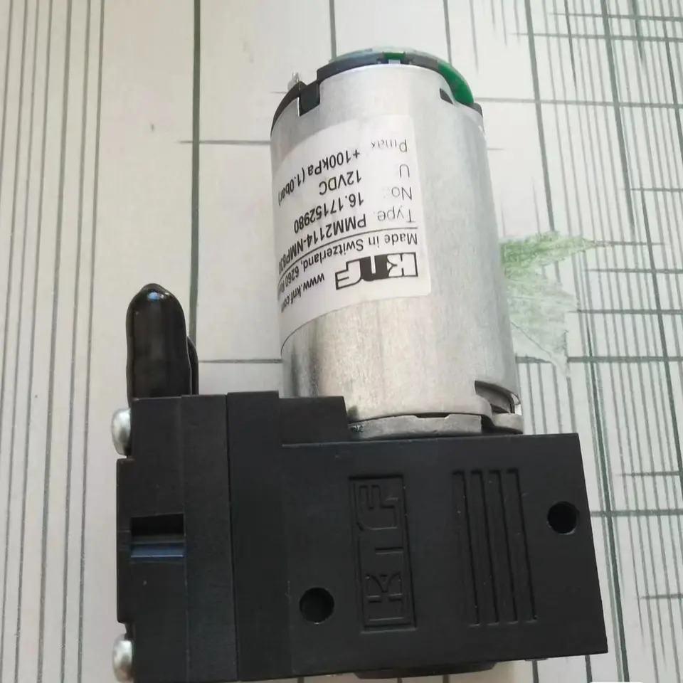 오리지널 KNF NMP830 펌프