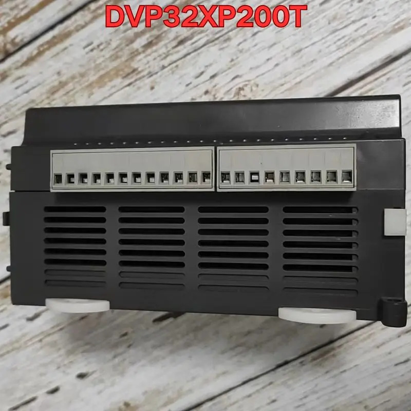 리퍼 PLC 모듈 DVP32XP200T 기능 정상