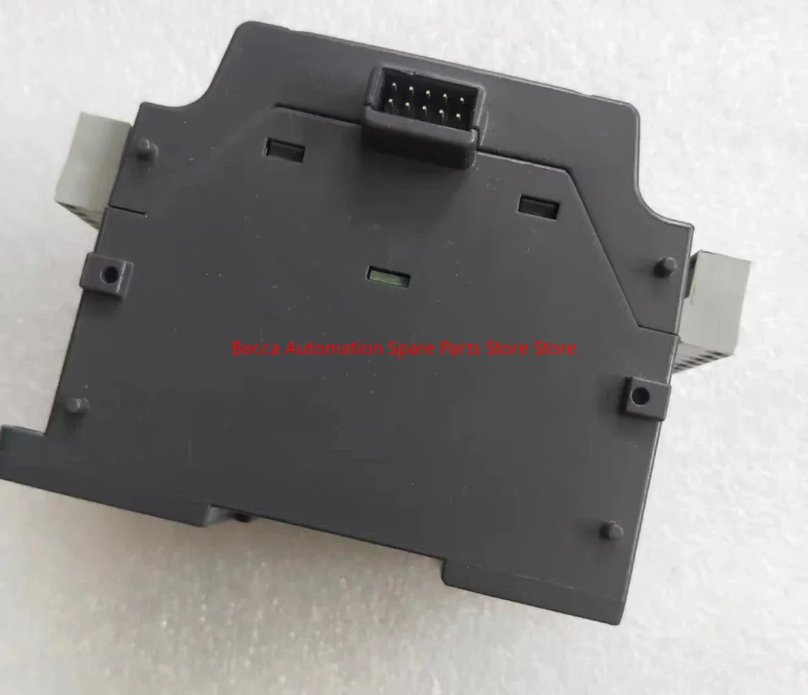 리퍼 PLC 모듈 DVP04PT-E2
