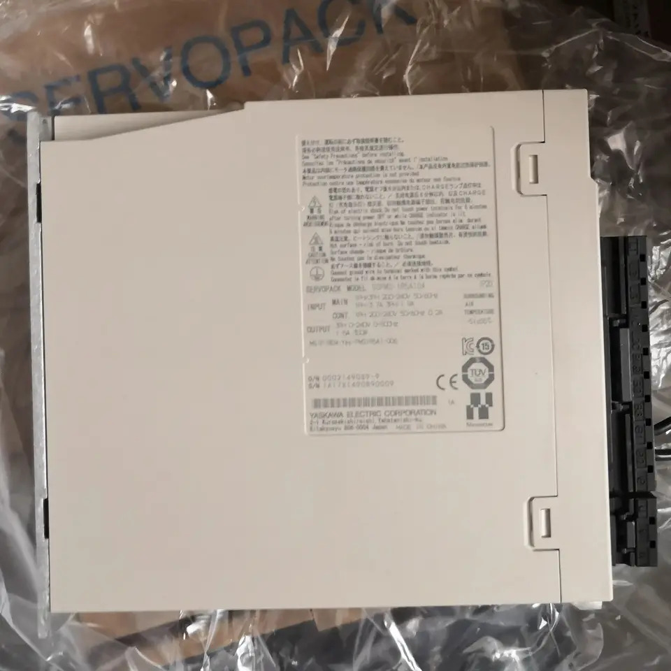 SGPMS-1R5A10A 서보 드라이브 SGPMS 1R5A10A