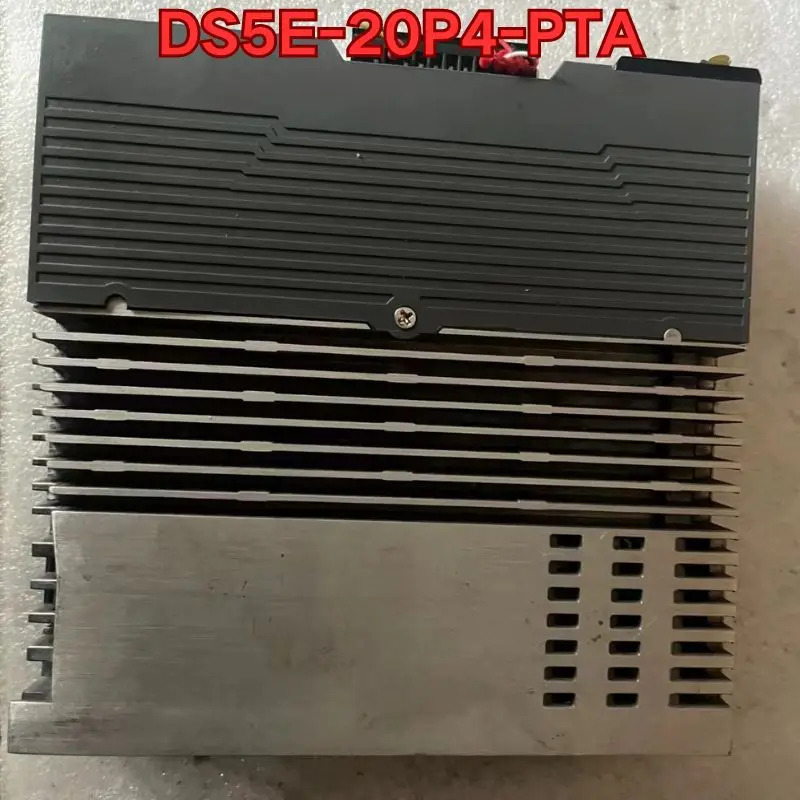 리퍼 DS5E-20P4-PTA 서보 드라이브작동 상태