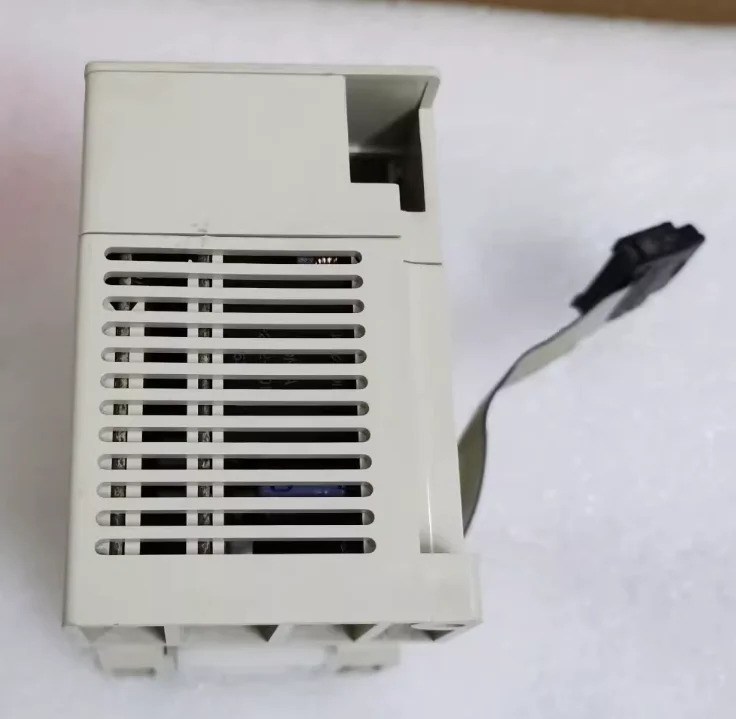 FX2N-4AD-TC ANPVC8103 IS218MM UY900 WLG2-LDS E2K-X8ME1