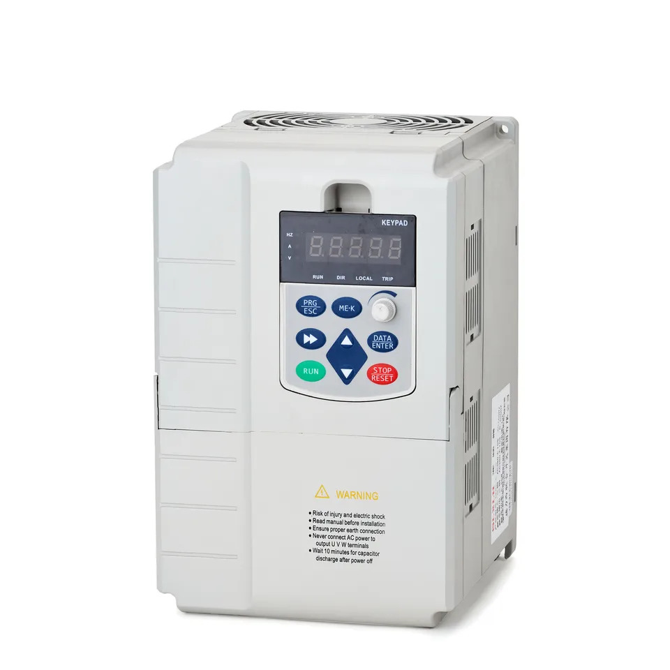 공장 단상 3상 15KW VFD/가변 주파수 드라이브/주파수 인버터 입력 220V 380V 출력