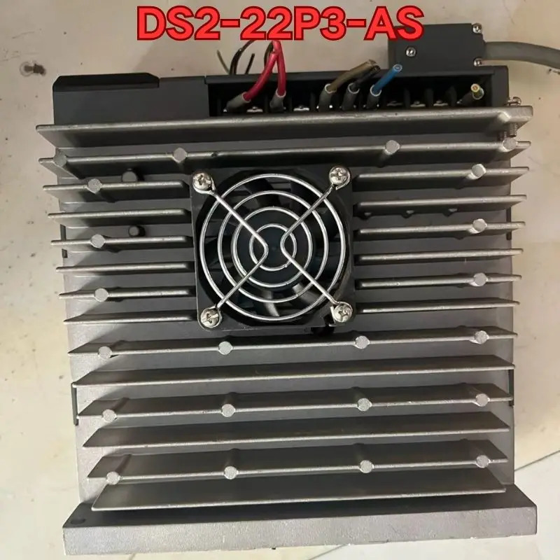 리퍼 Xinjie 서보 드라이브 DS2-22P3-AS 기계 완료